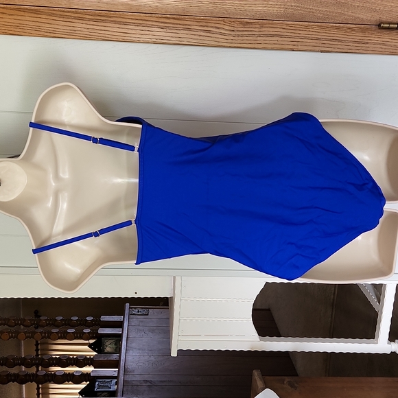 Hilor, Royal Blue One piece swimsuit, Size 8 - Picture 3 of 7